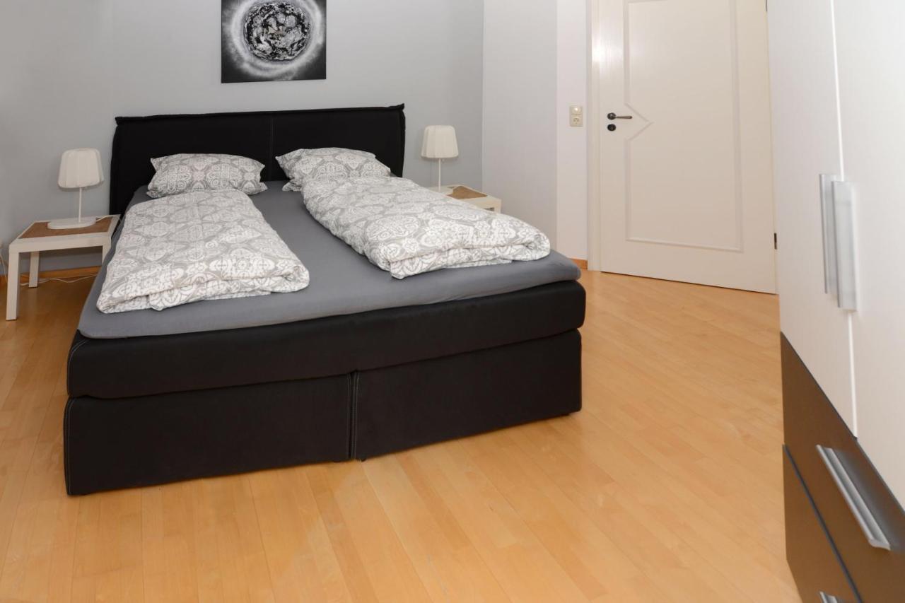 Ferienwohnung Hetzerath Bagian luar foto